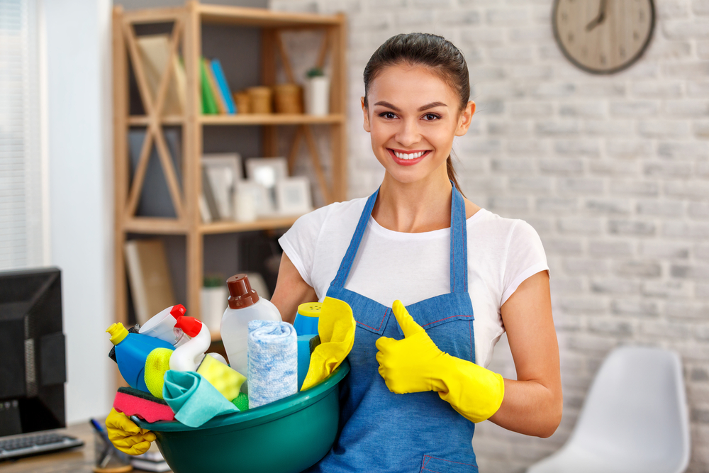 Studio,Shot,Of,Housekeeper.,Beautiful,Woman,Cleaning,Office.,Woman,Wearing